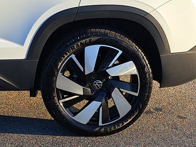 2024 Volkswagen Taos SEL