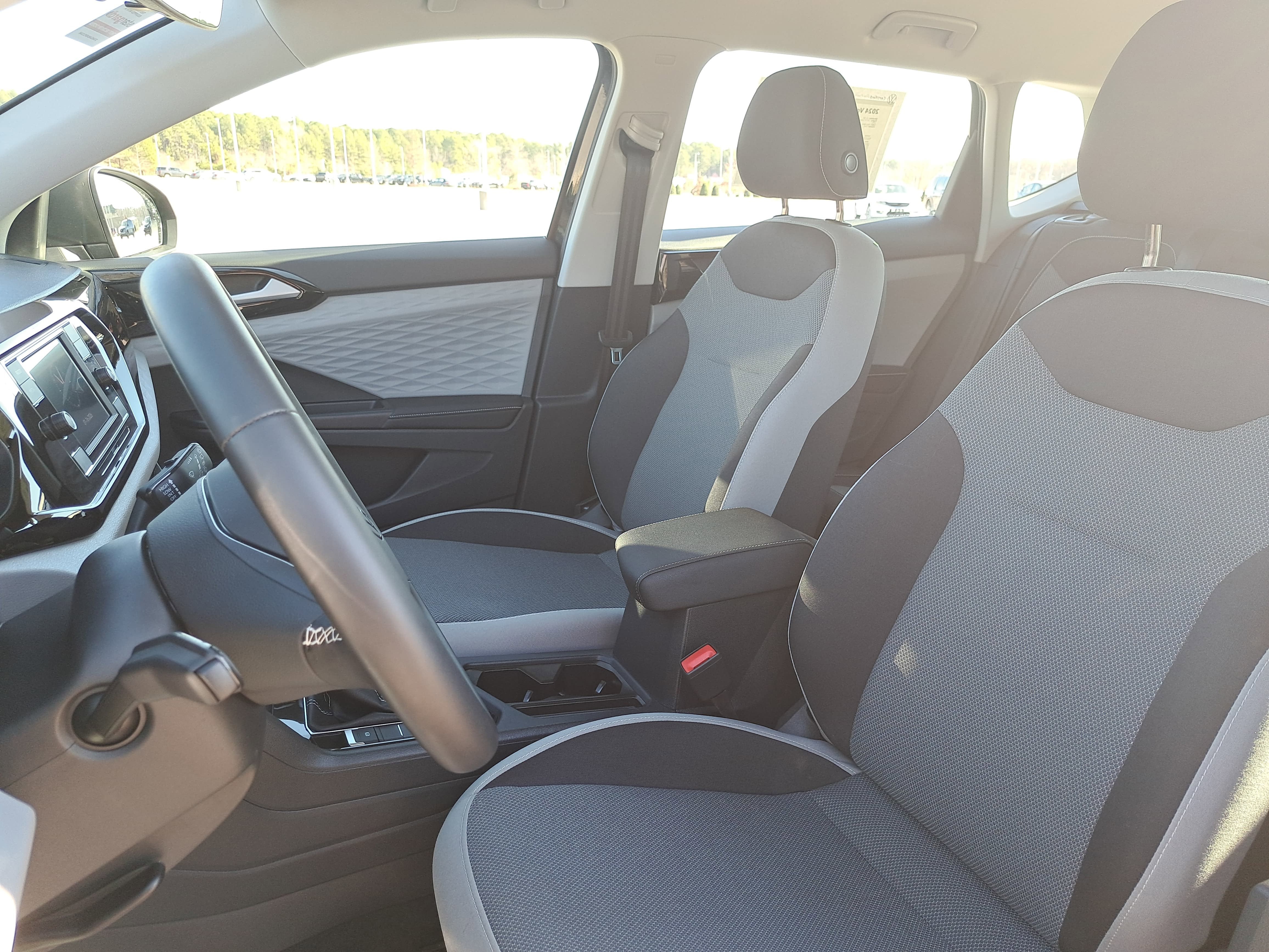 2024 Volkswagen Taos S