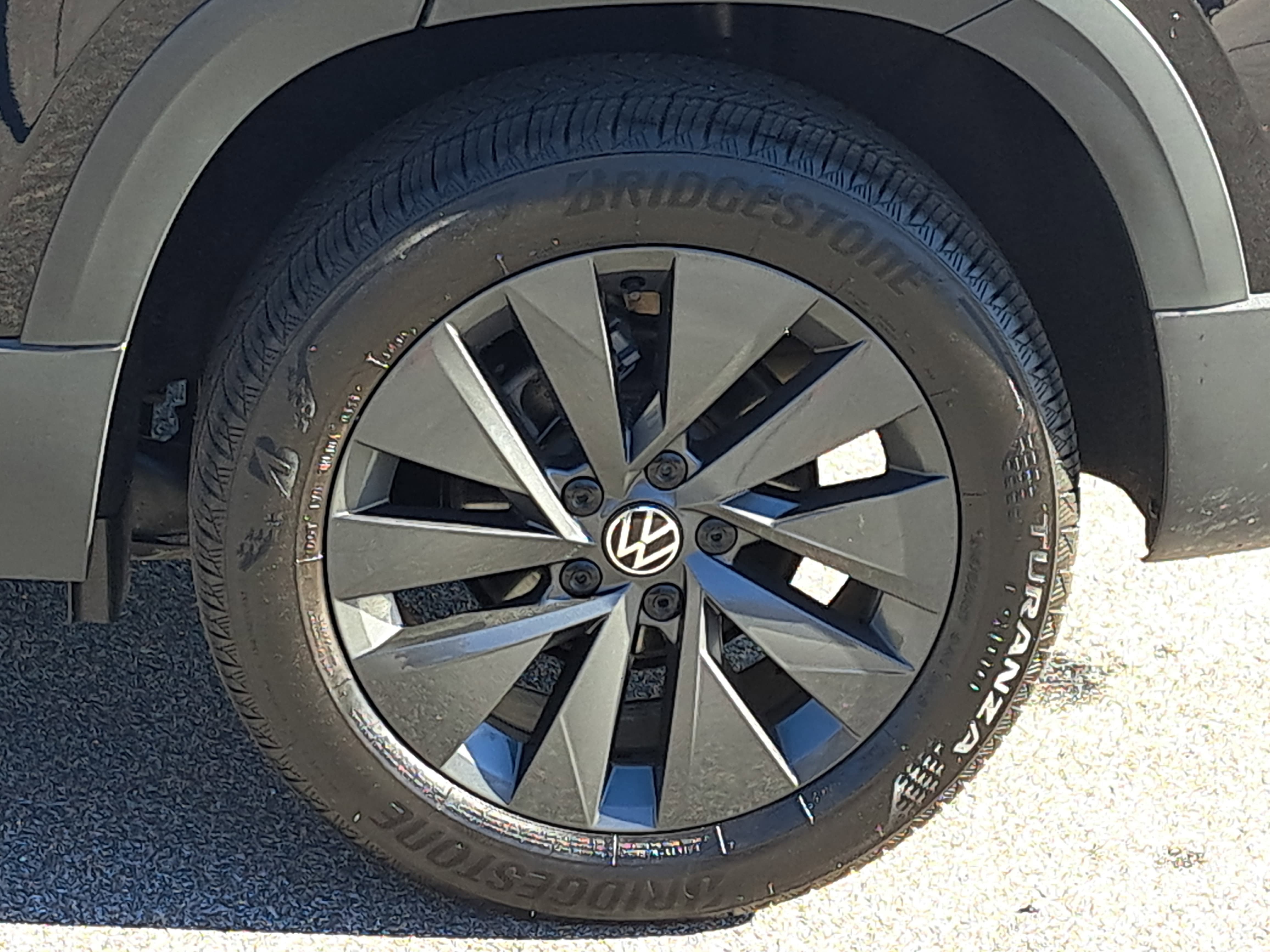 2024 Volkswagen Taos S