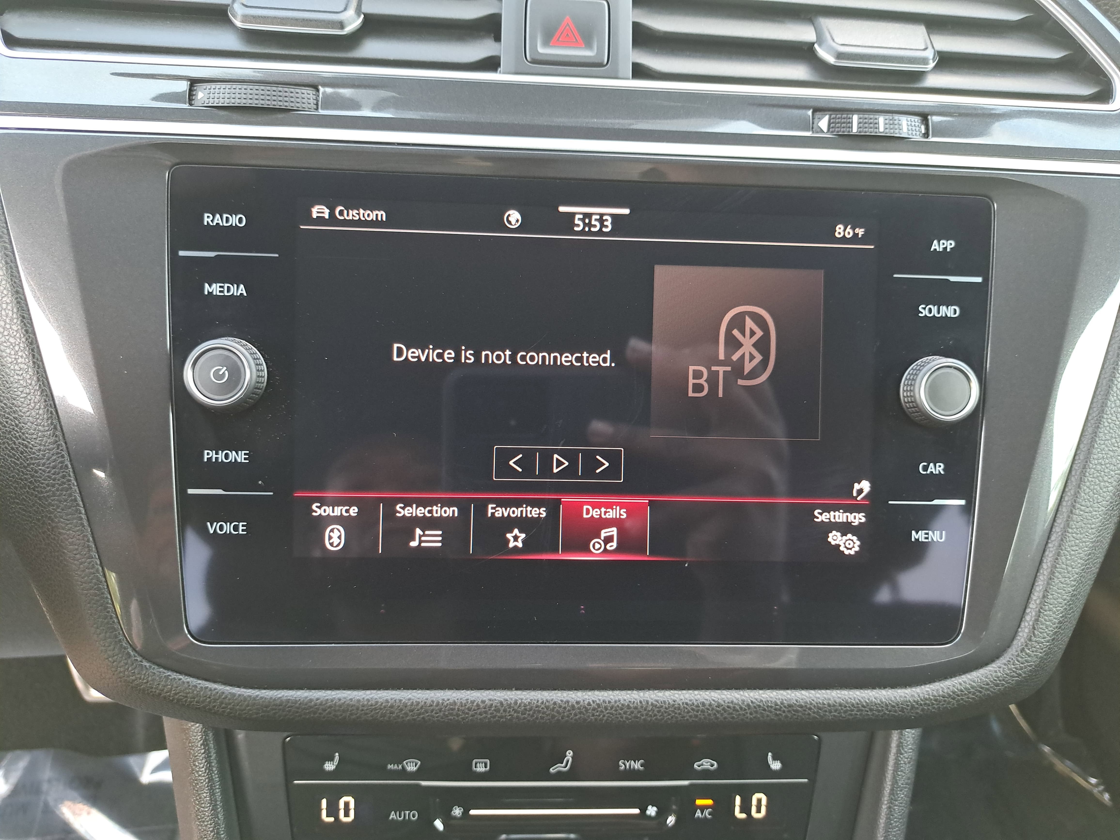 2024 Volkswagen Tiguan SE R-Line Black