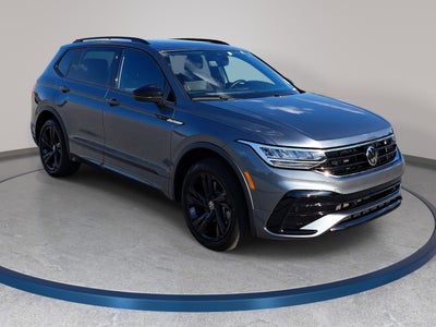2024 Volkswagen Tiguan SE R-Line Black