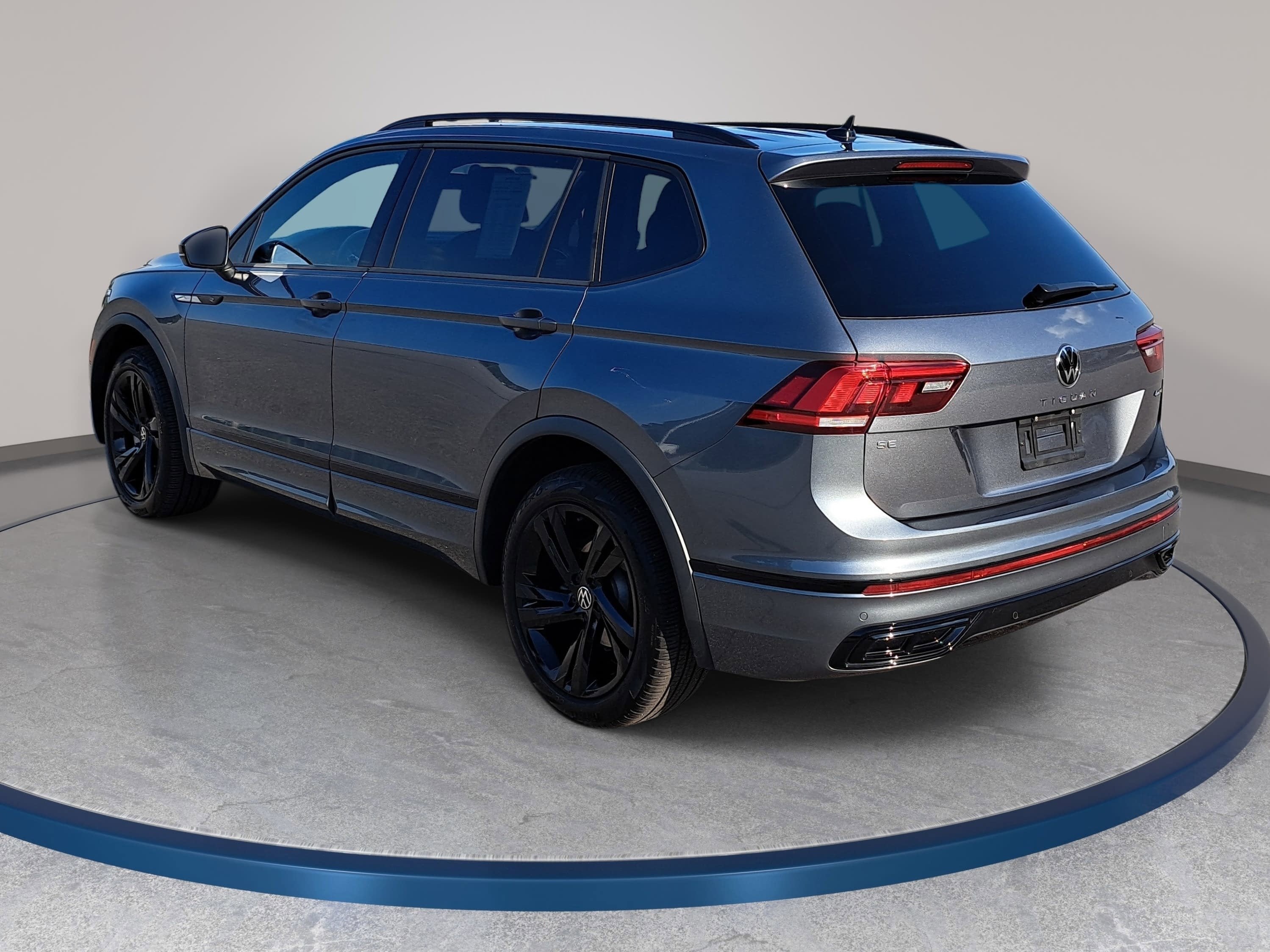 2024 Volkswagen Tiguan SE R-Line Black