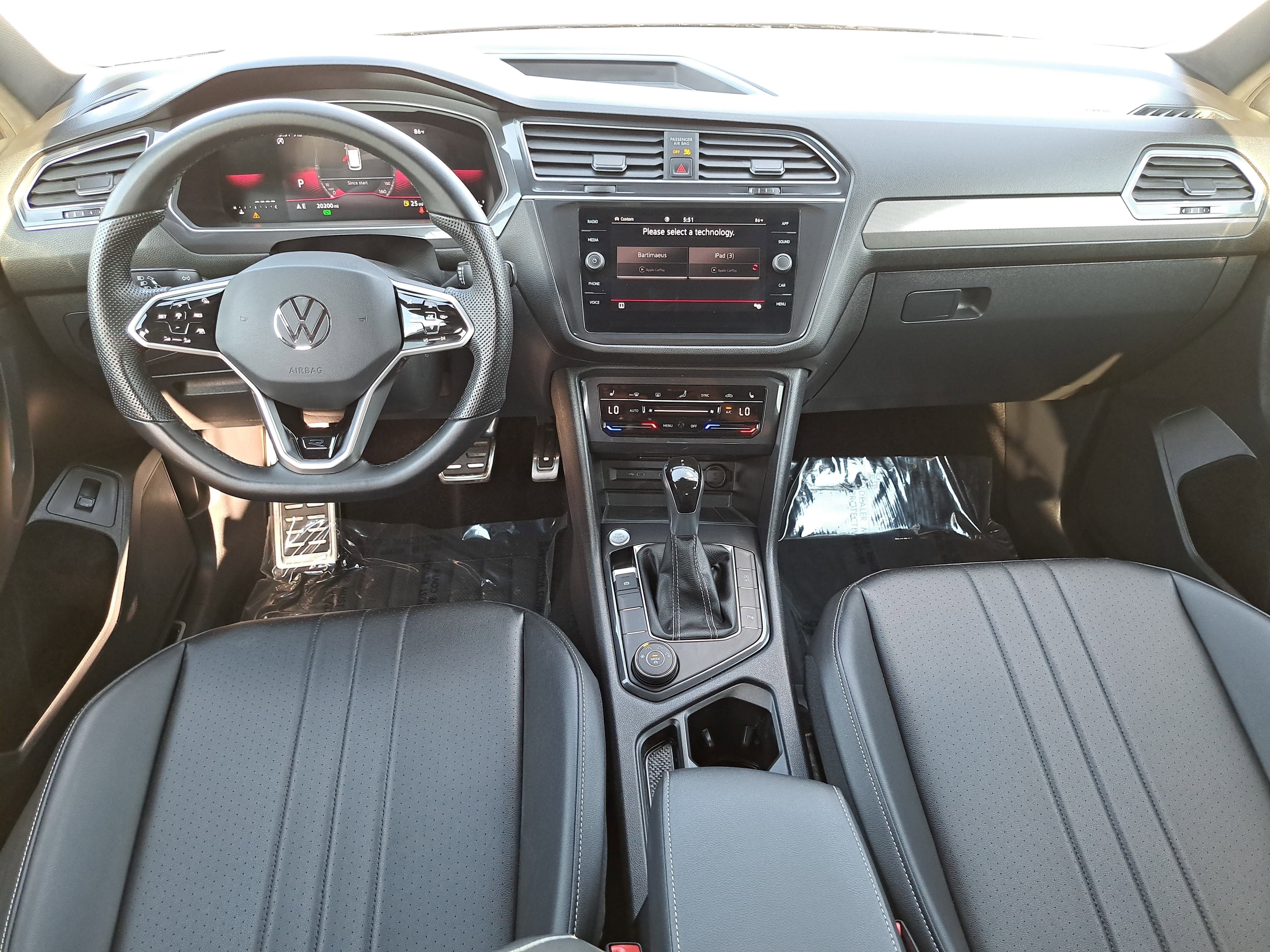 2024 Volkswagen Tiguan SE R-Line Black