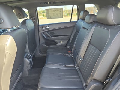 2022 Volkswagen Tiguan SE R-Line Black