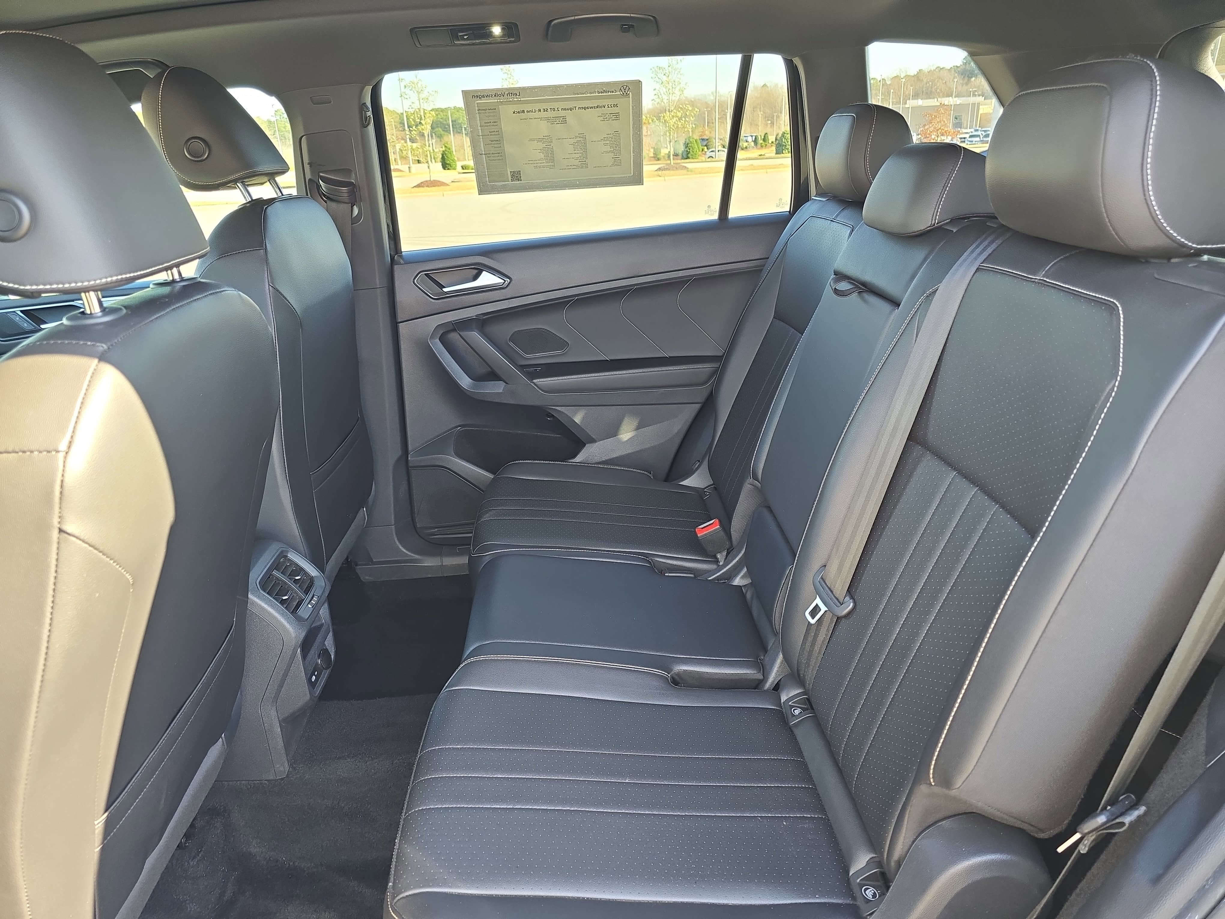 2022 Volkswagen Tiguan SE R-Line Black