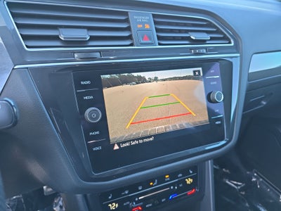 2022 Volkswagen Tiguan SE R-Line Black