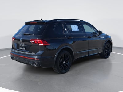 2022 Volkswagen Tiguan SE R-Line Black