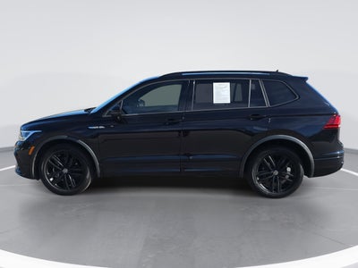 2022 Volkswagen Tiguan SE R-Line Black