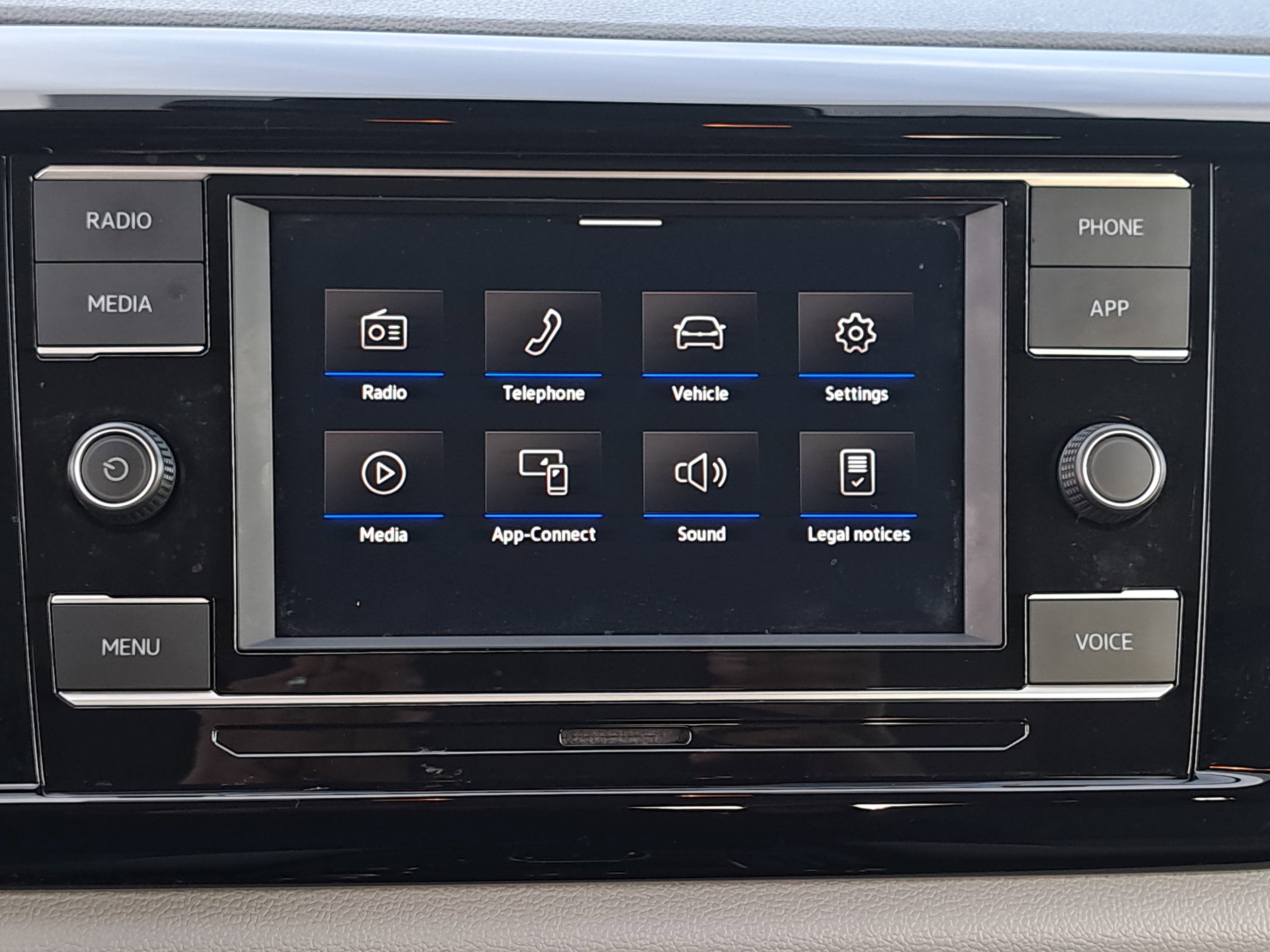 2022 Volkswagen Taos S