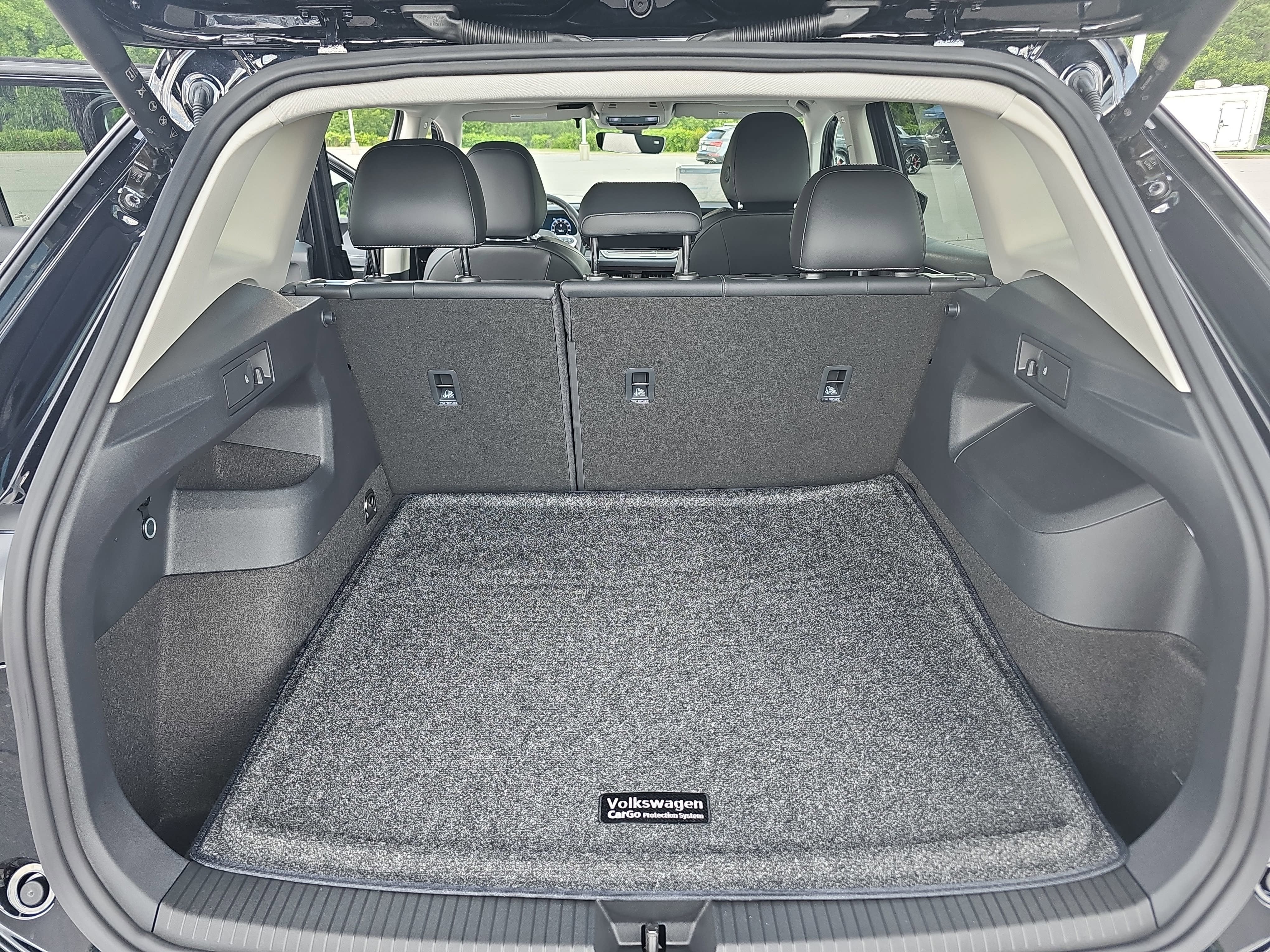 2025 Volkswagen Tiguan SE