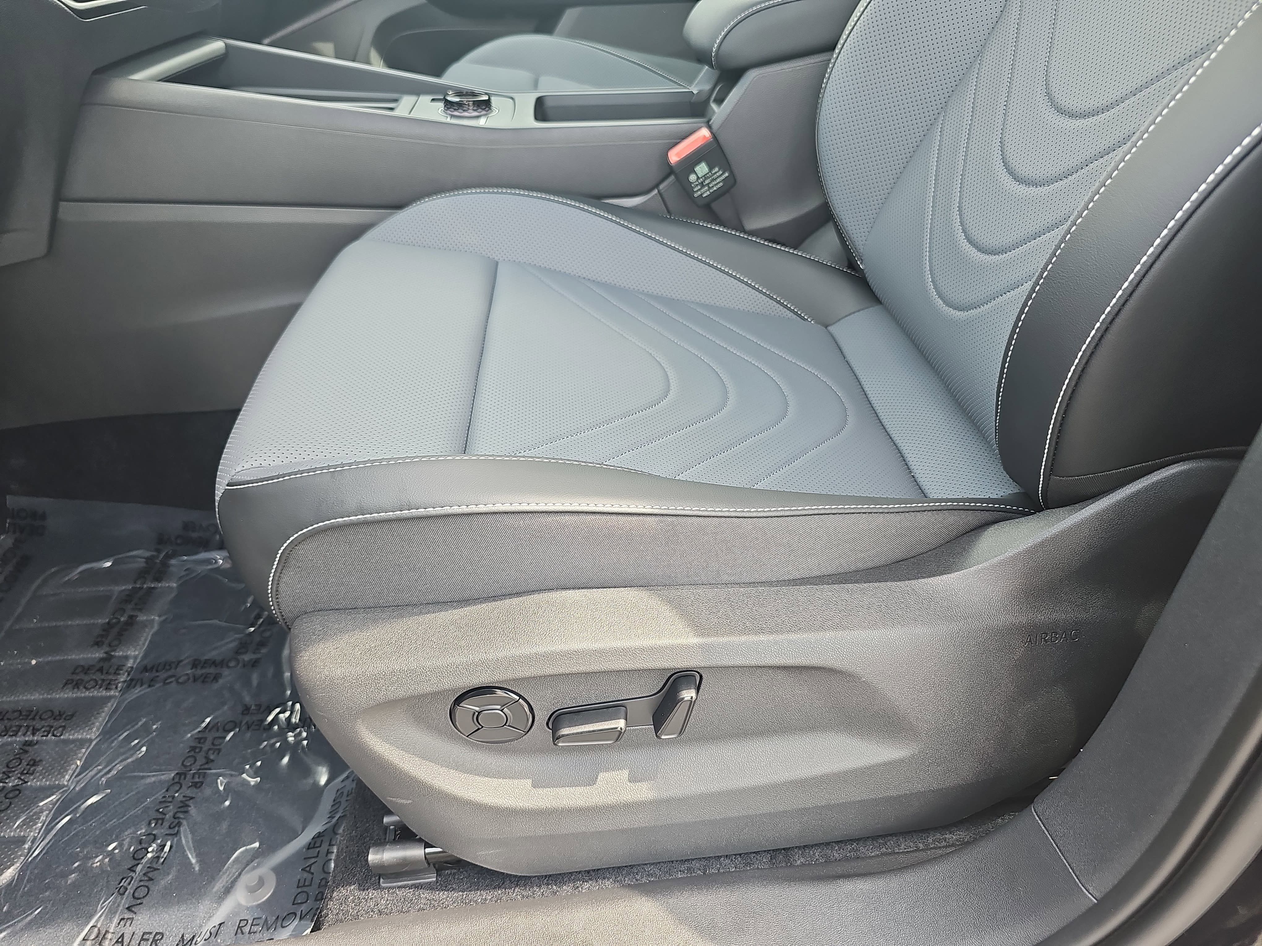 2025 Volkswagen Tiguan SE