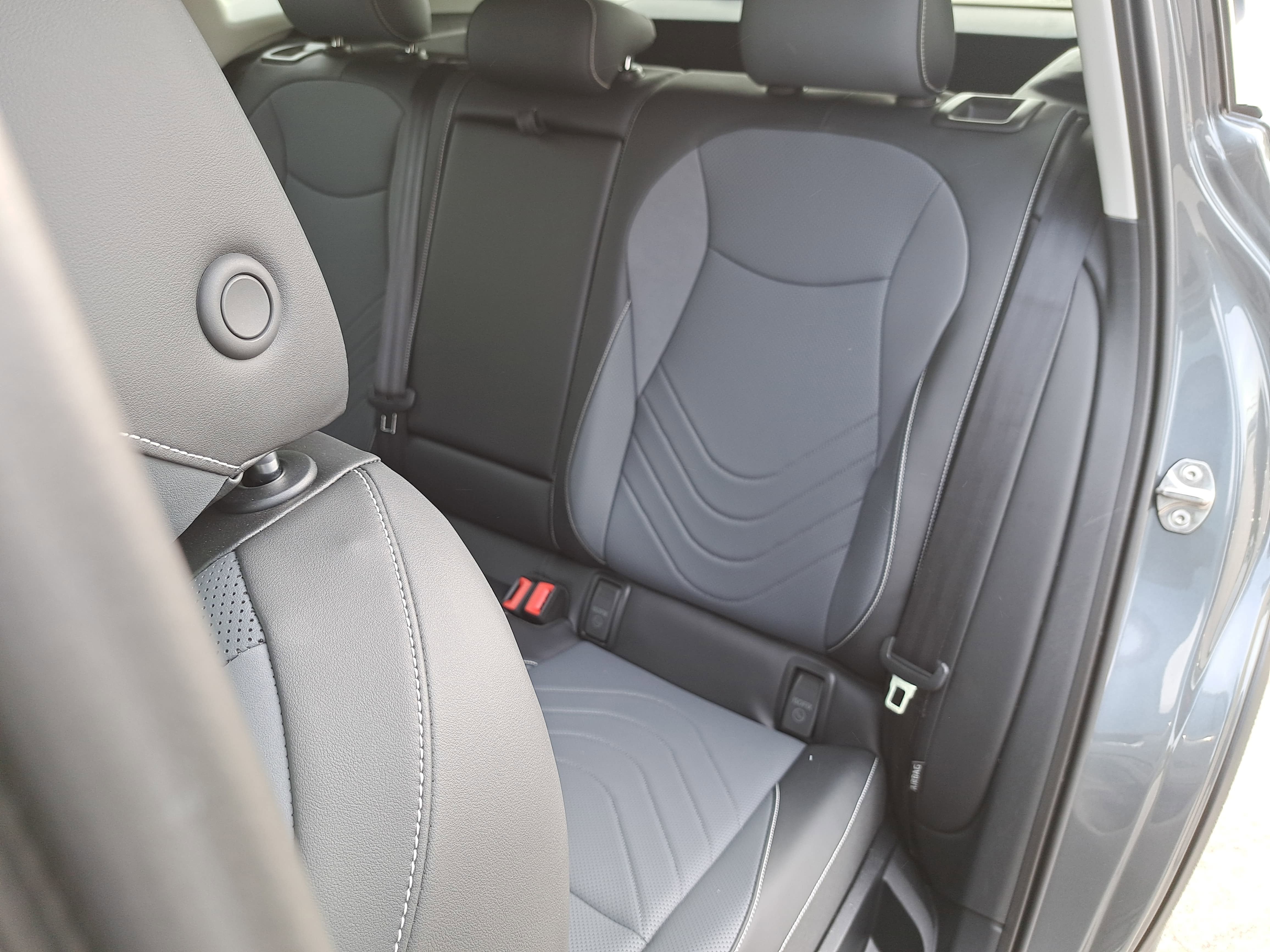 2025 Volkswagen Tiguan SE