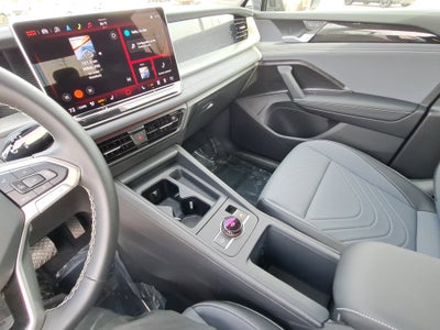 2025 Volkswagen Tiguan SE