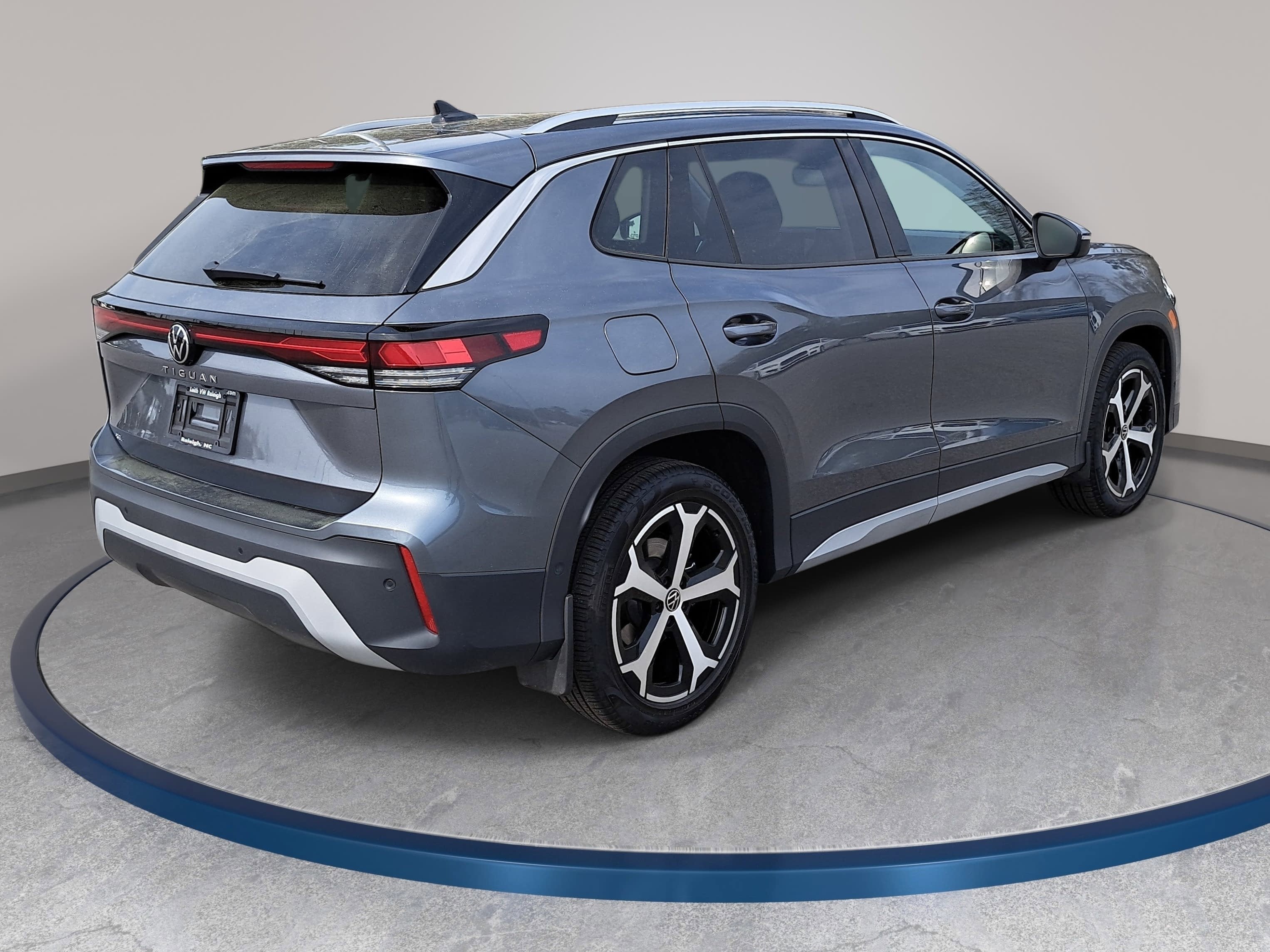 2025 Volkswagen Tiguan SE