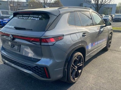 2025 Volkswagen Tiguan SE R-Line Black