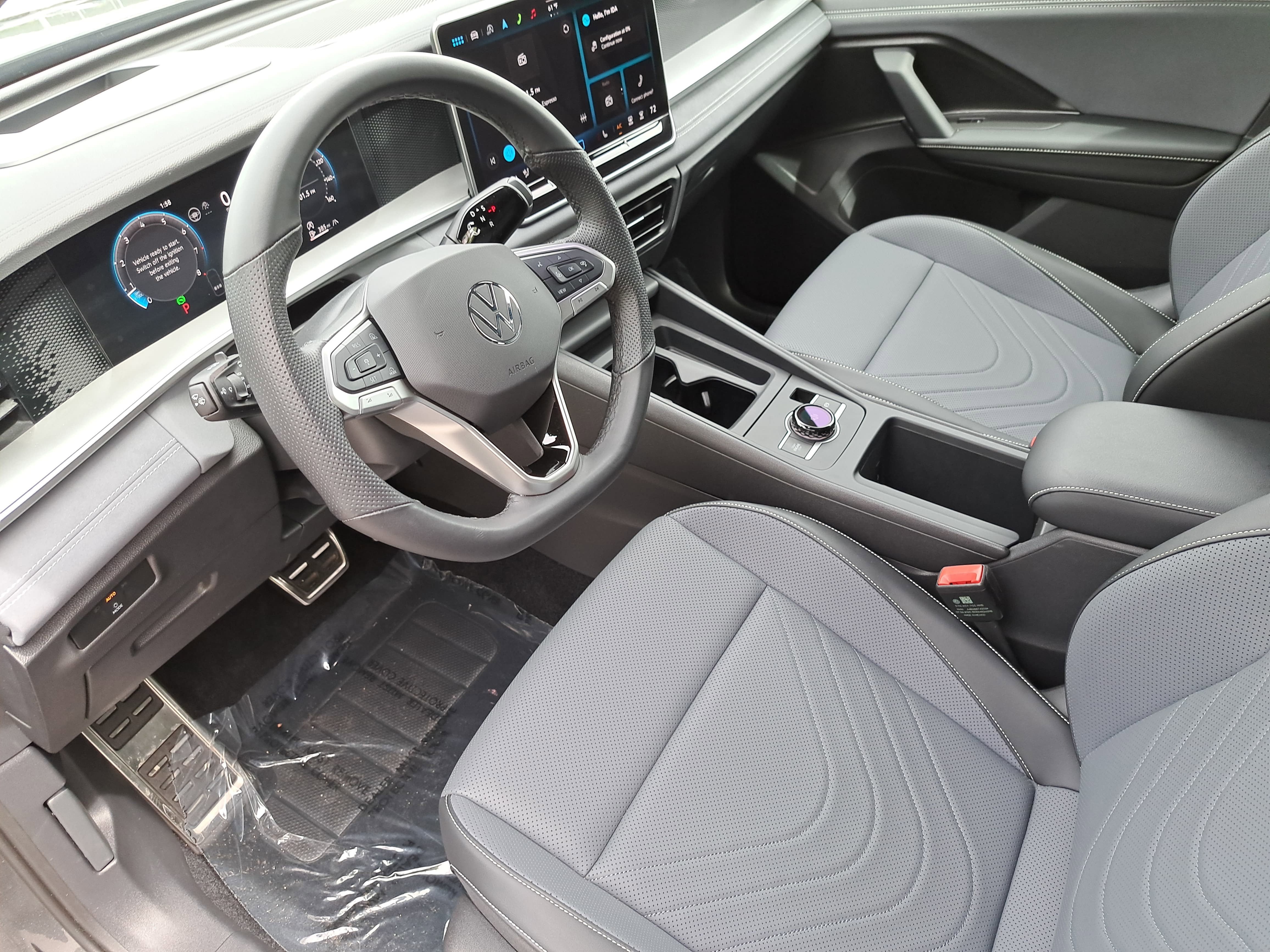 2025 Volkswagen Tiguan SE R-Line Black