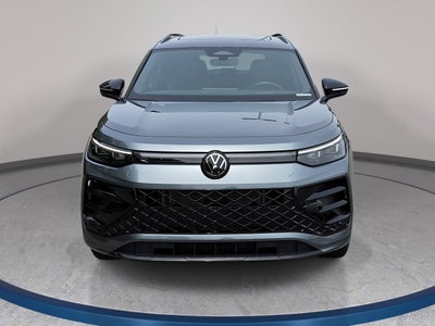 2025 Volkswagen Tiguan SE R-Line Black