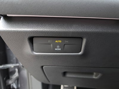 2025 Volkswagen Tiguan SE R-Line Black