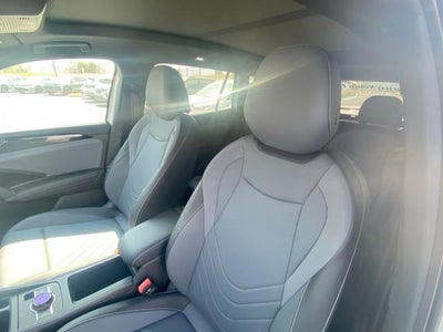 2025 Volkswagen Tiguan SE R-Line Black