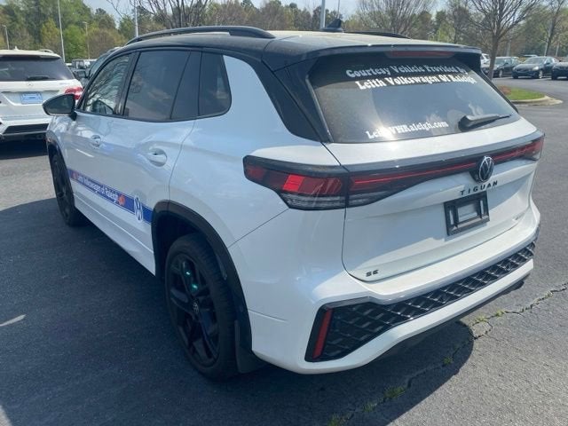 2025 Volkswagen Tiguan SE R-Line Black