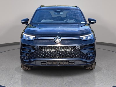 2025 Volkswagen Tiguan SE R-Line Black