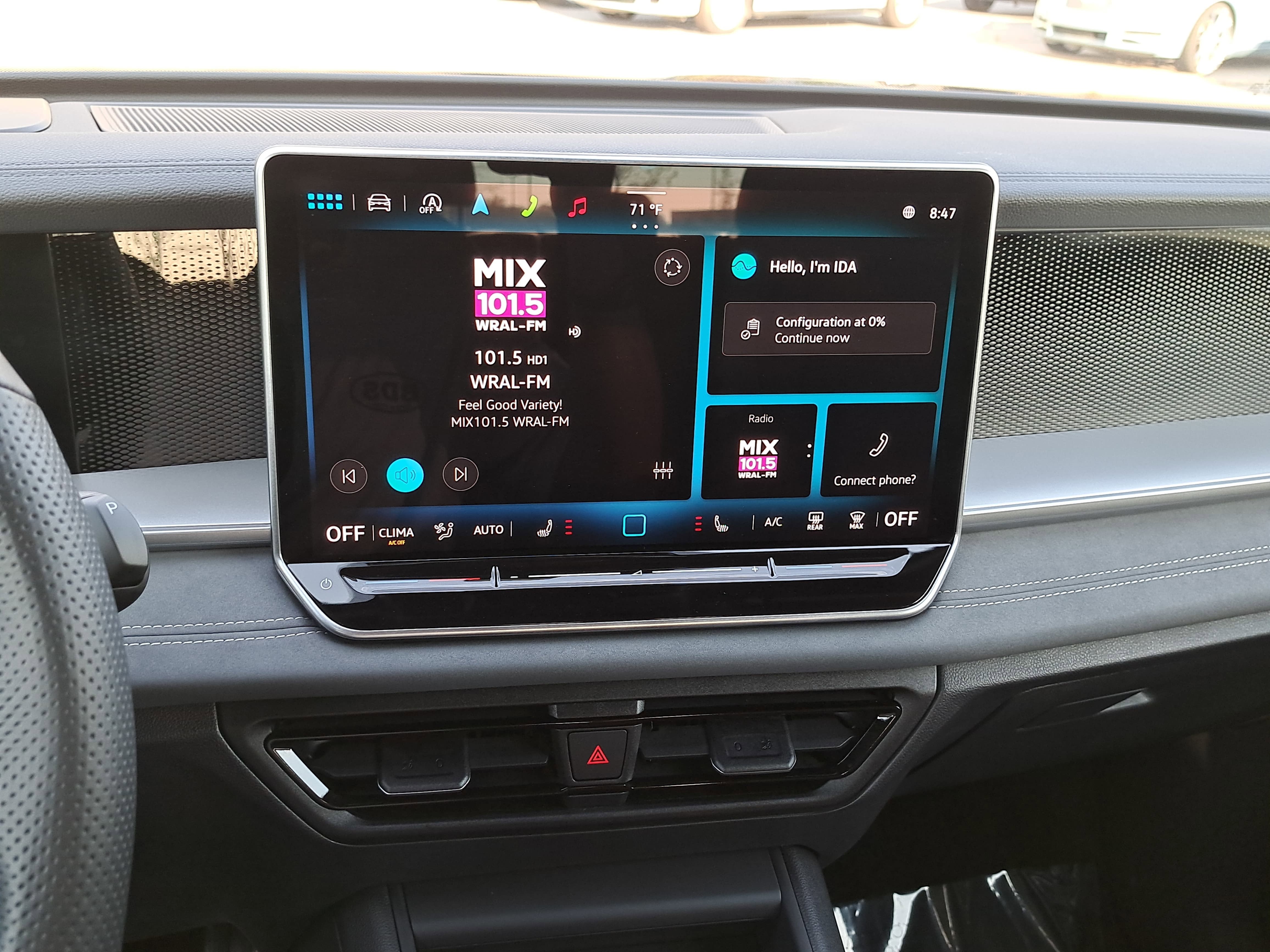 2025 Volkswagen Tiguan SE R-Line Black