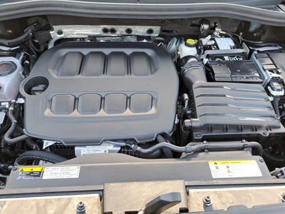 2025 Volkswagen Tiguan SE R-Line Black