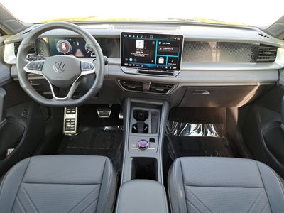 2025 Volkswagen Tiguan SE R-Line Black