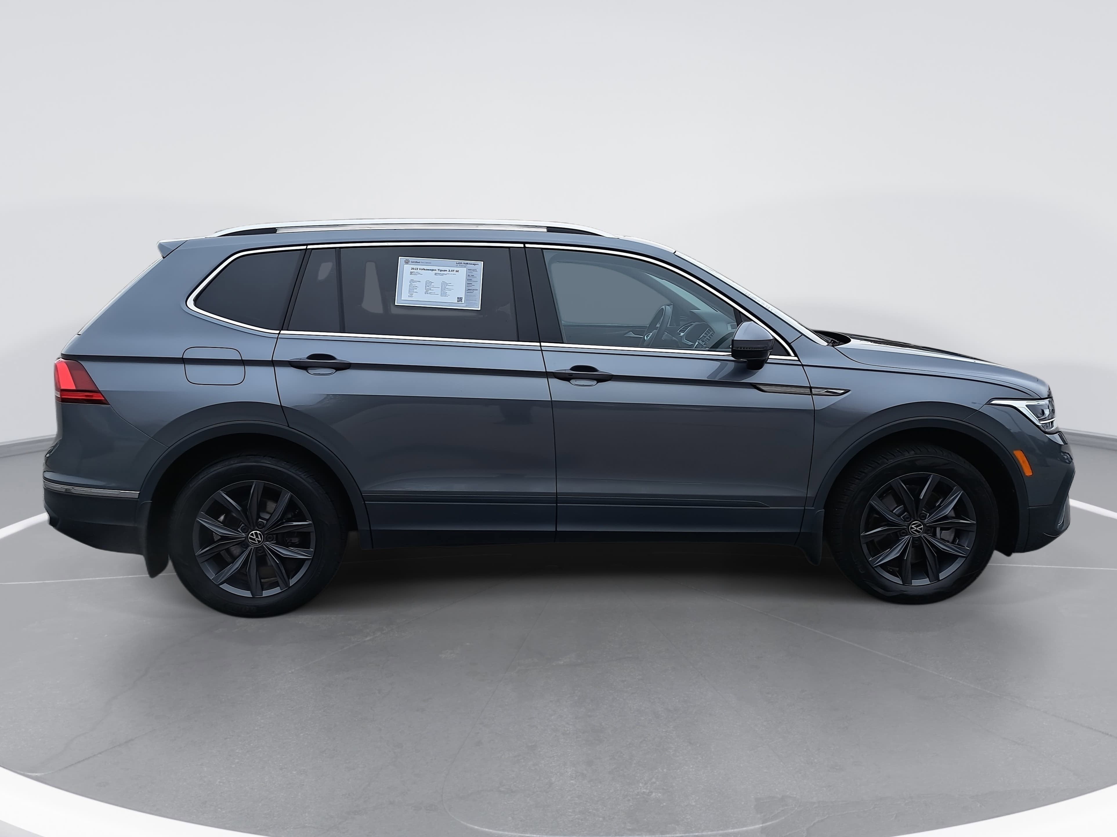 2023 Volkswagen Tiguan SE