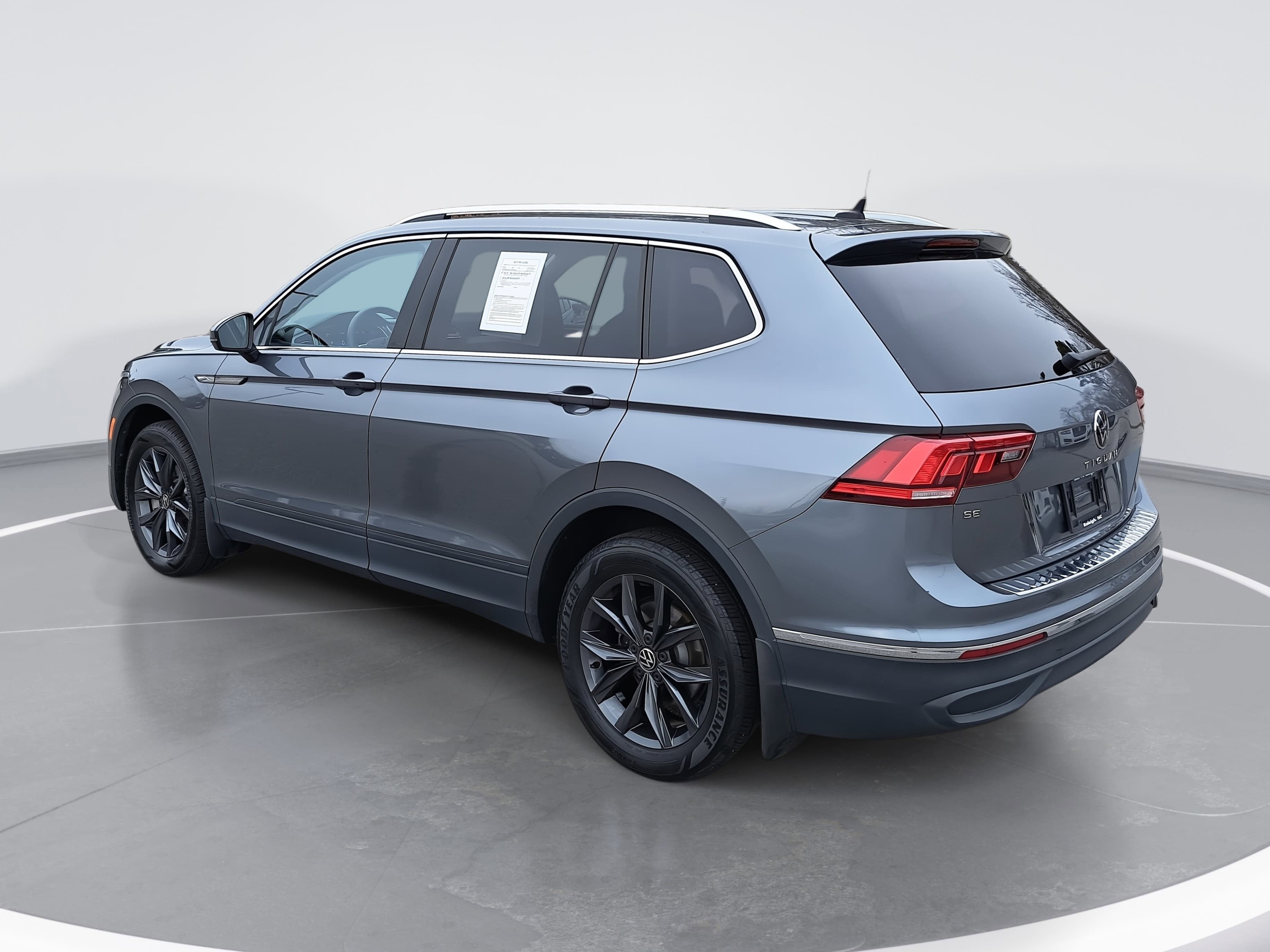 2023 Volkswagen Tiguan SE