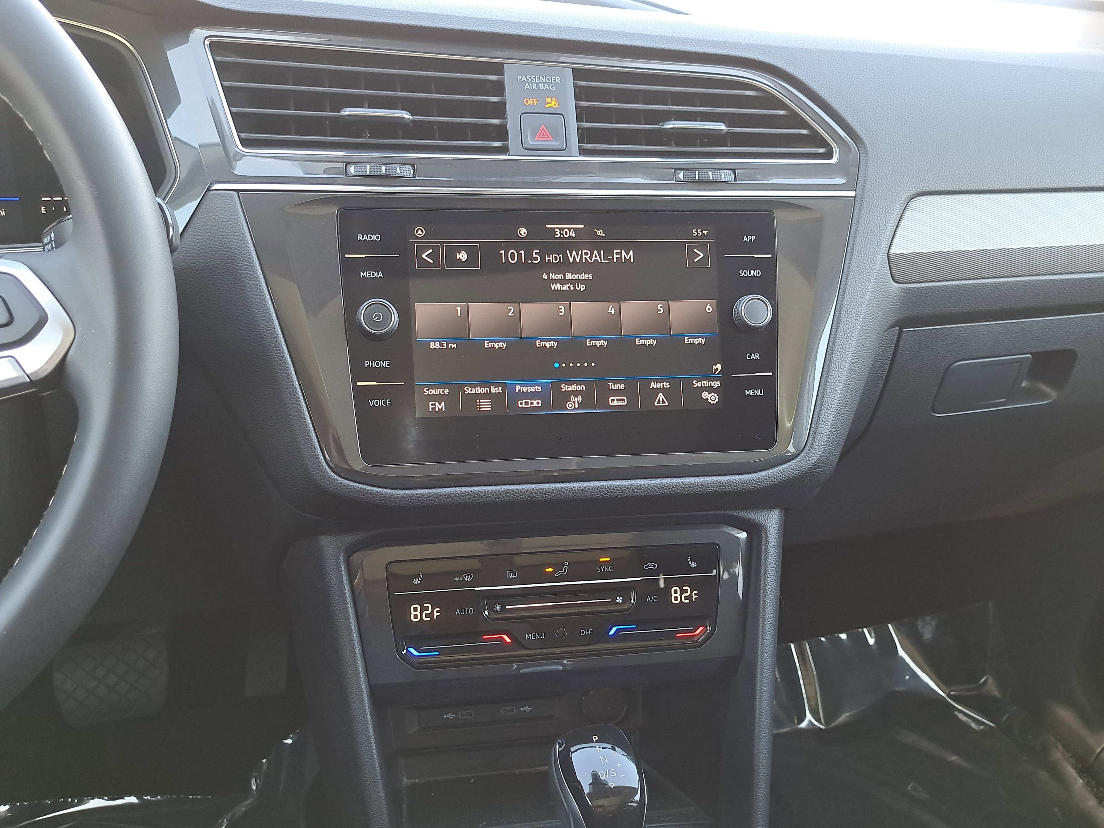 2023 Volkswagen Tiguan SE