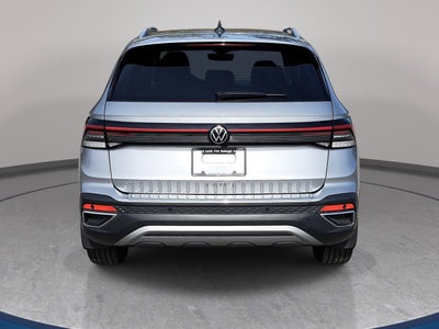 2025 Volkswagen Taos SE
