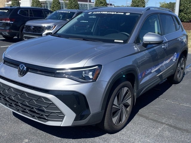 2025 Volkswagen Taos SE