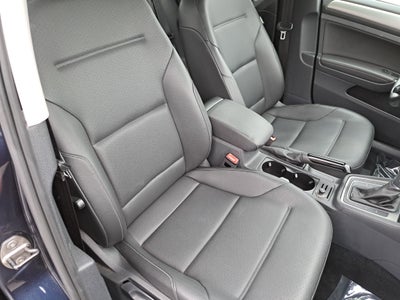 2016 Volkswagen Golf TSI SE