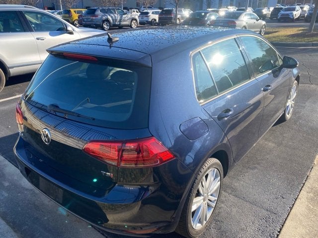 2016 Volkswagen Golf TSI SE