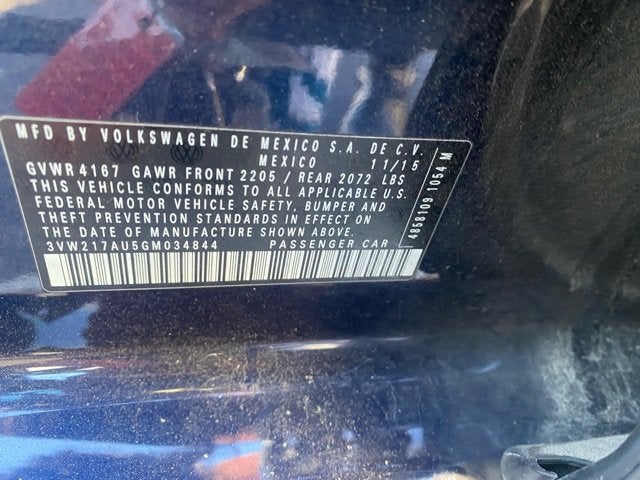 2016 Volkswagen Golf TSI SE