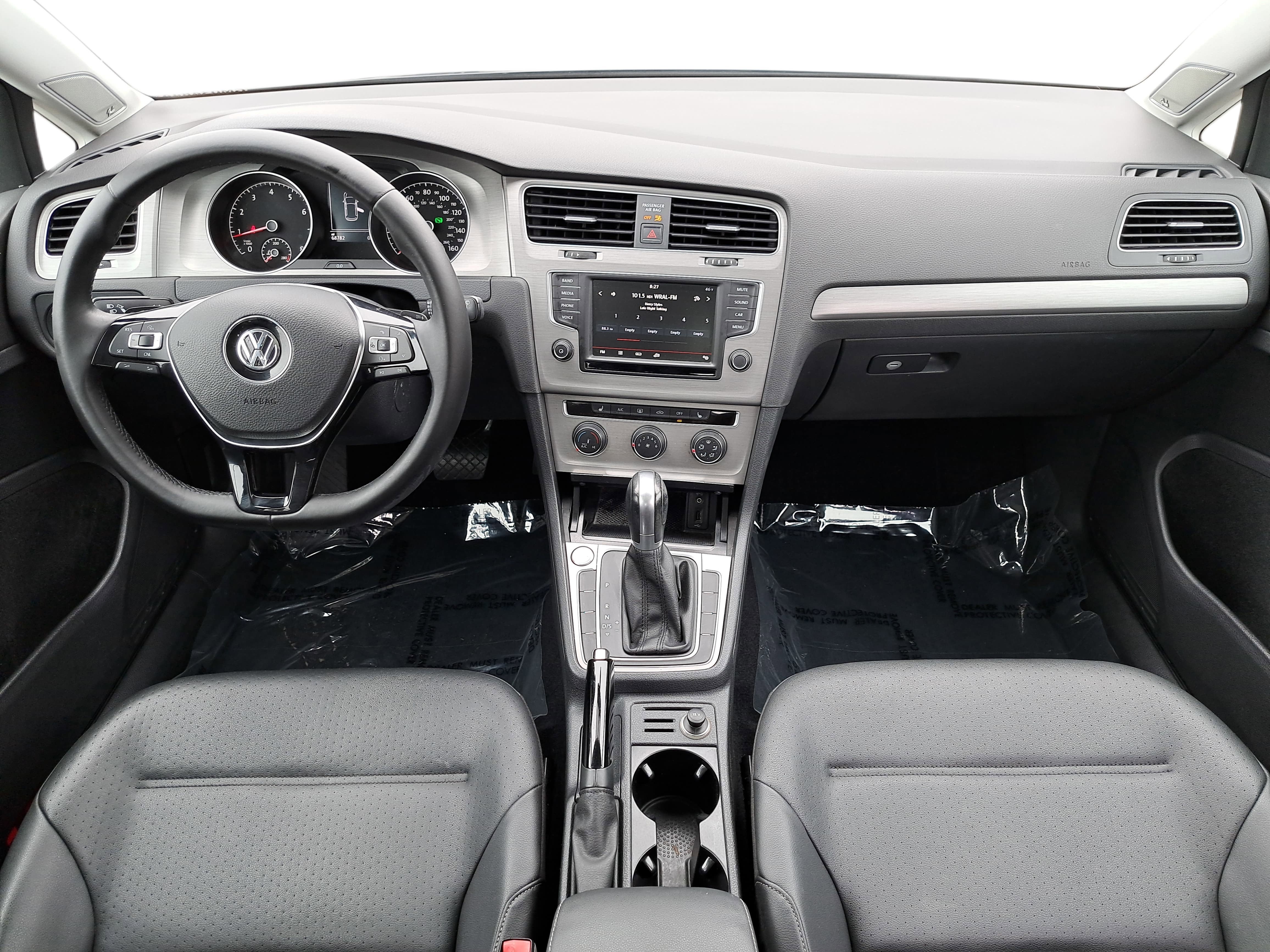2016 Volkswagen Golf TSI SE