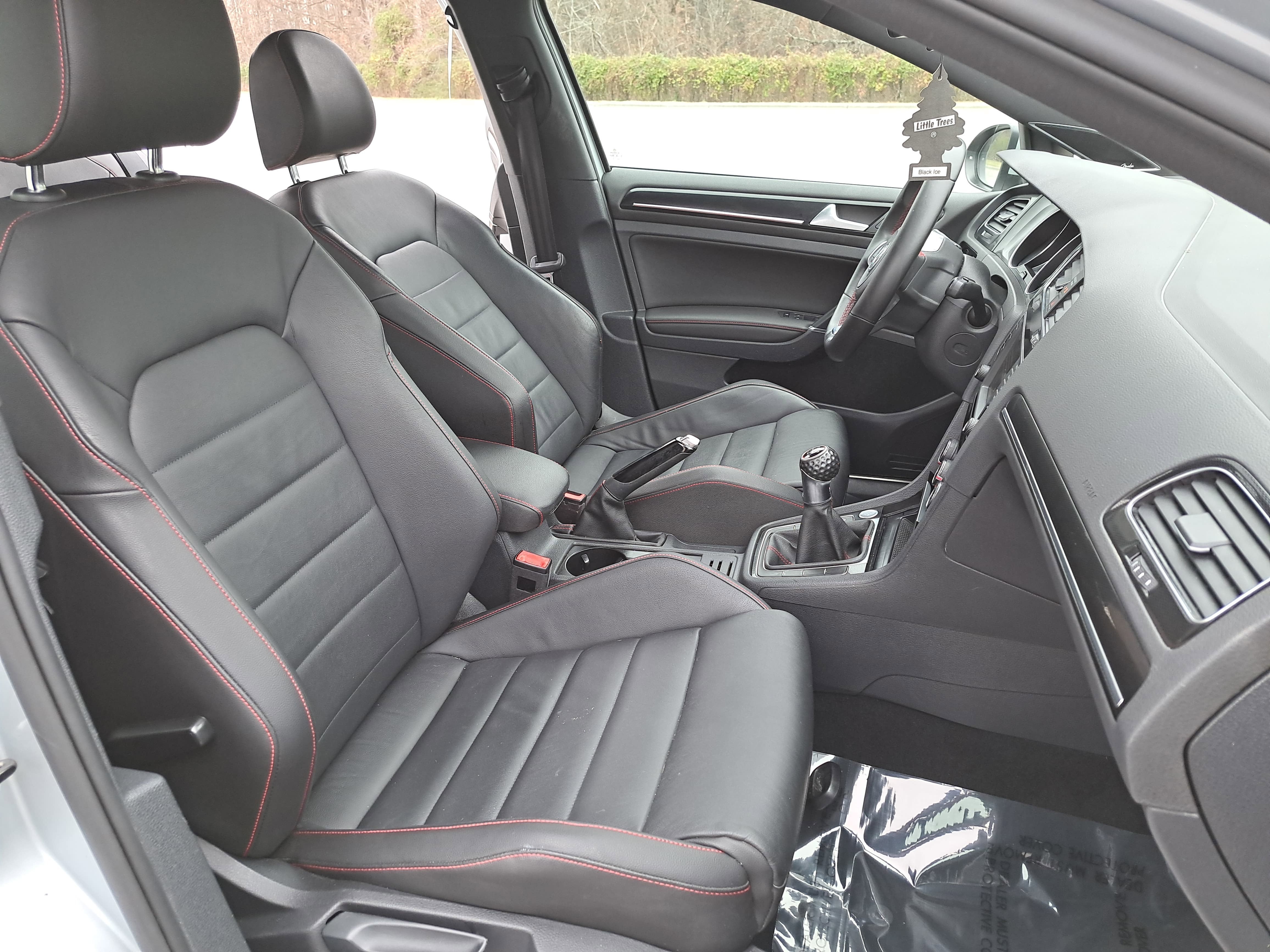 2017 Volkswagen Golf GTI SE