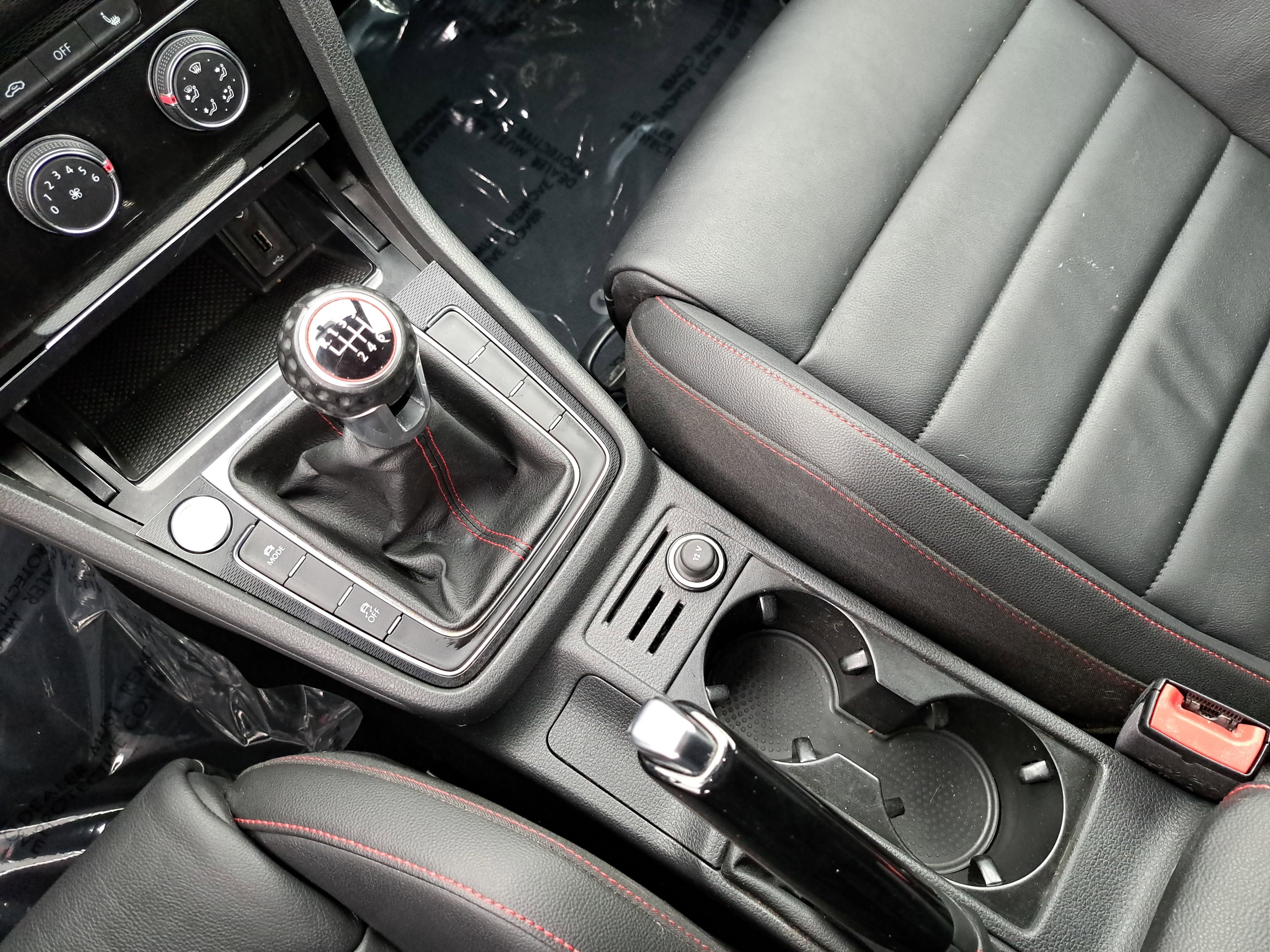 2017 Volkswagen Golf GTI SE