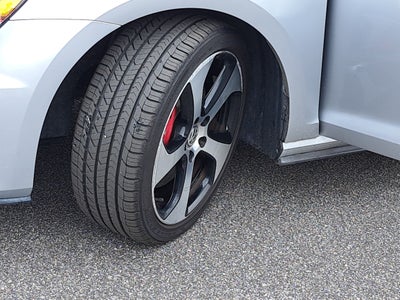 2017 Volkswagen Golf GTI SE