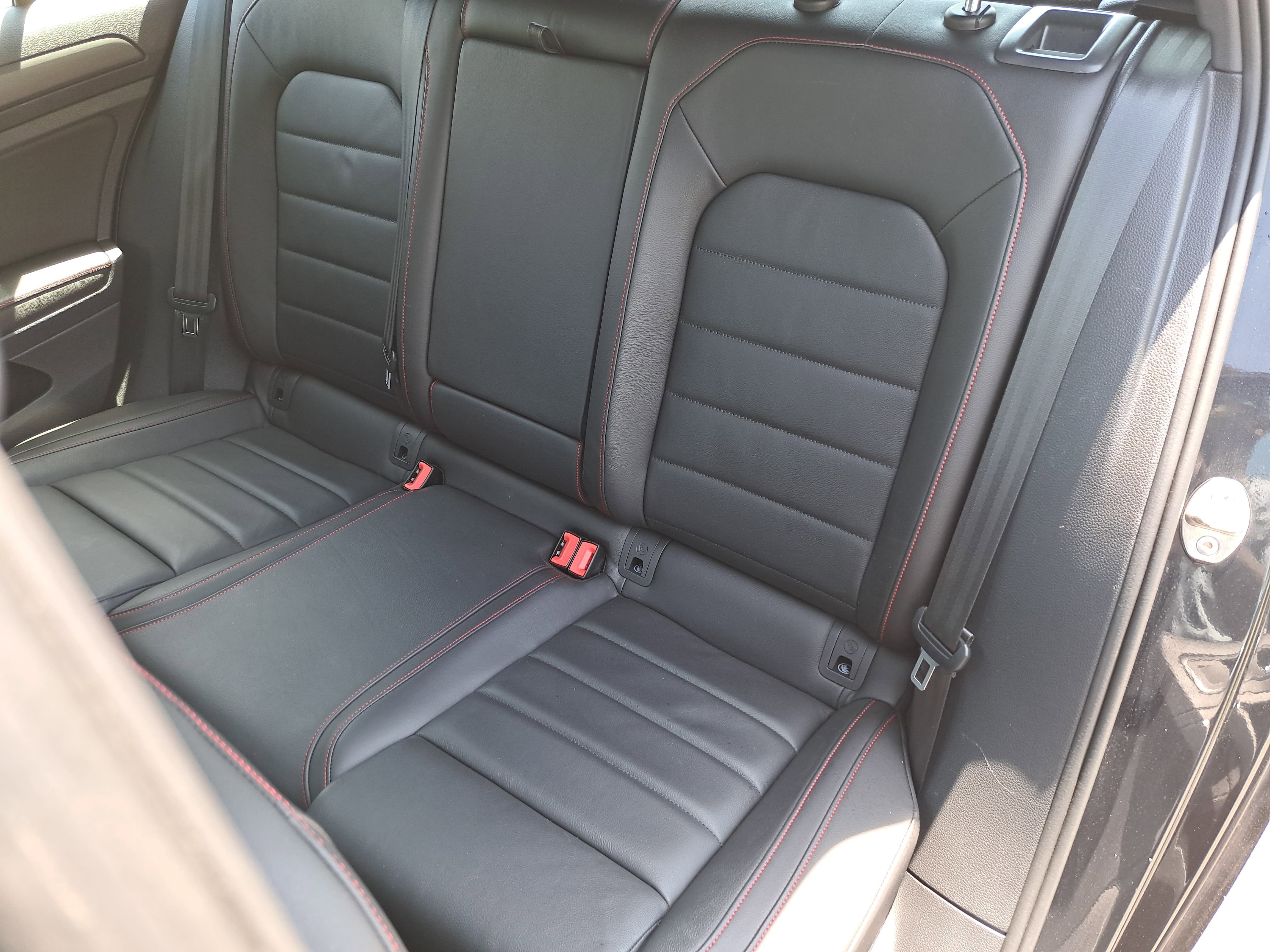 2019 Volkswagen Golf GTI SE