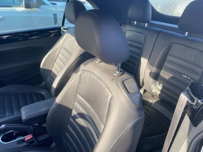 2013 Volkswagen Beetle Convertible 2.0T