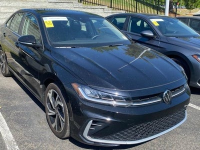 2025 Volkswagen Jetta SEL