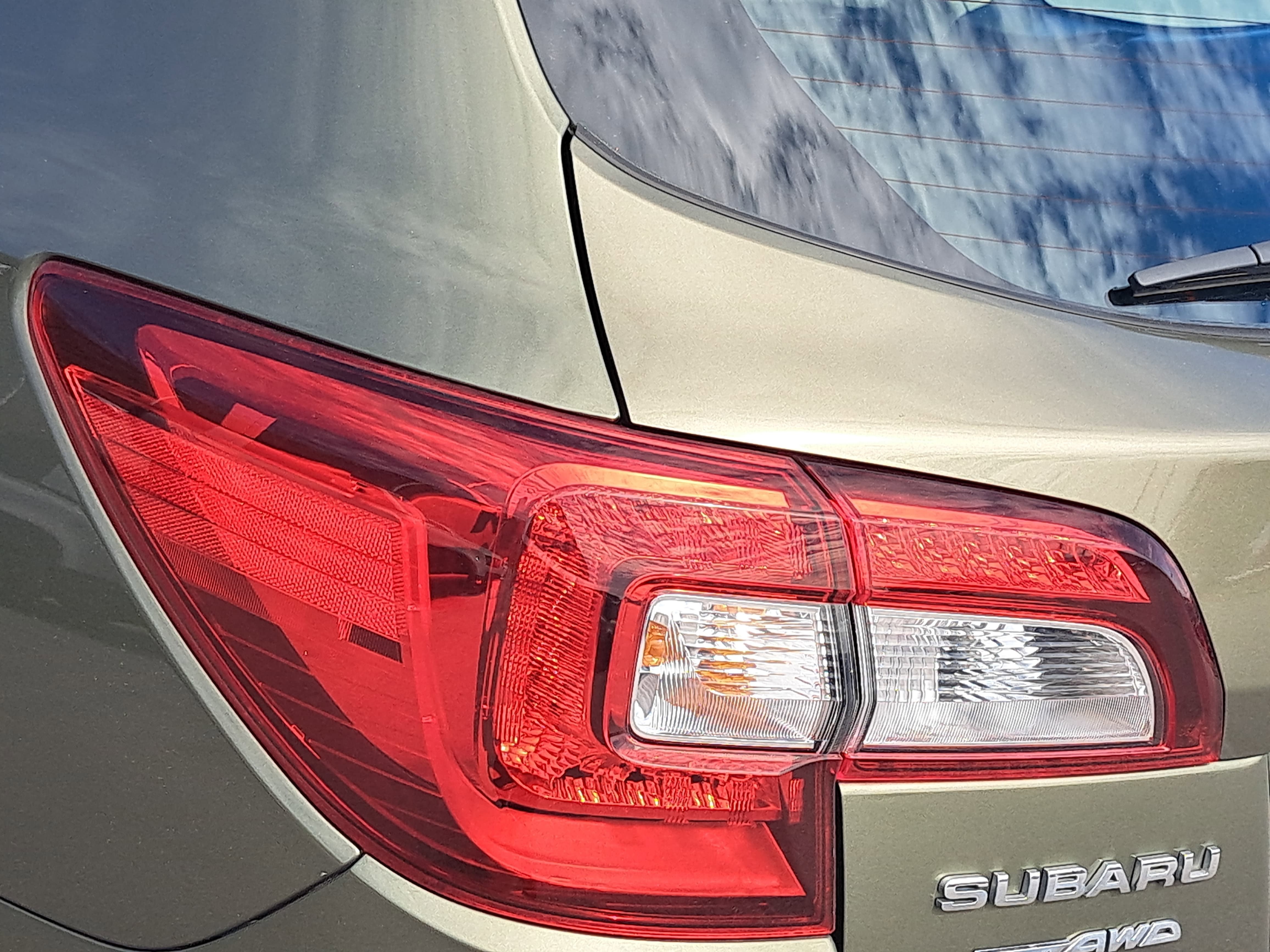 2017 Subaru Outback 2.5i