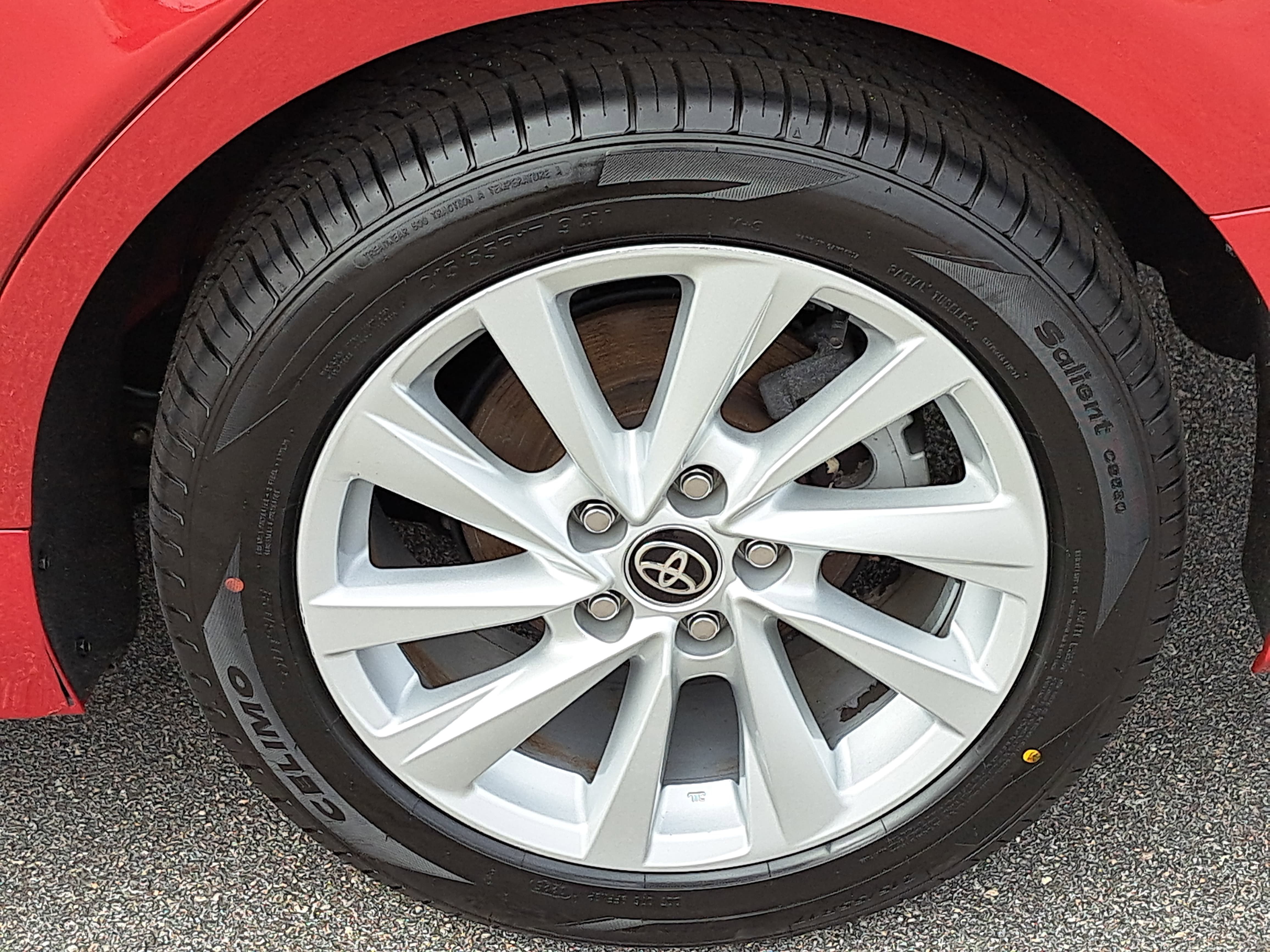 2024 Toyota Camry LE