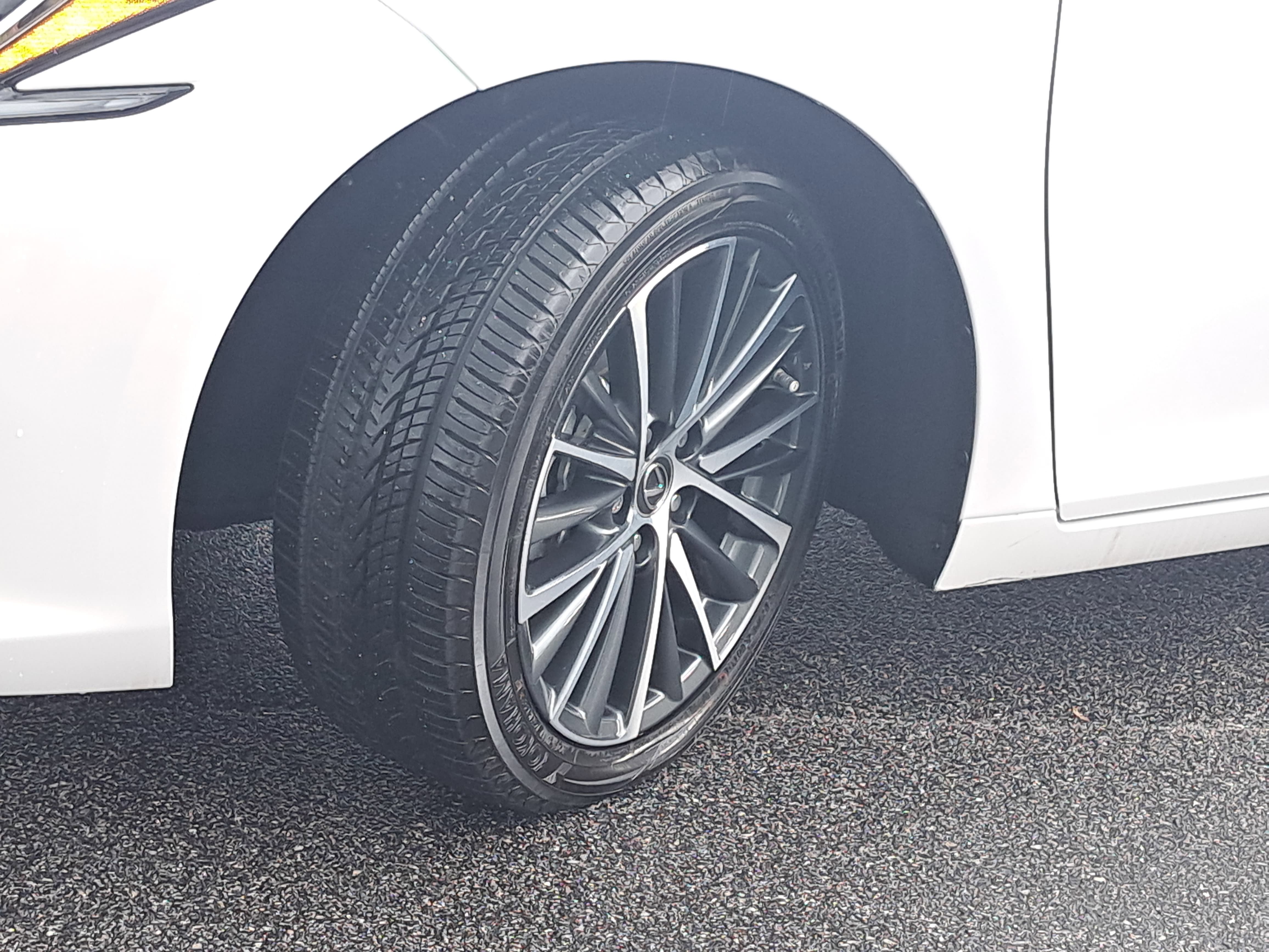 2025 Lexus ES ES 350