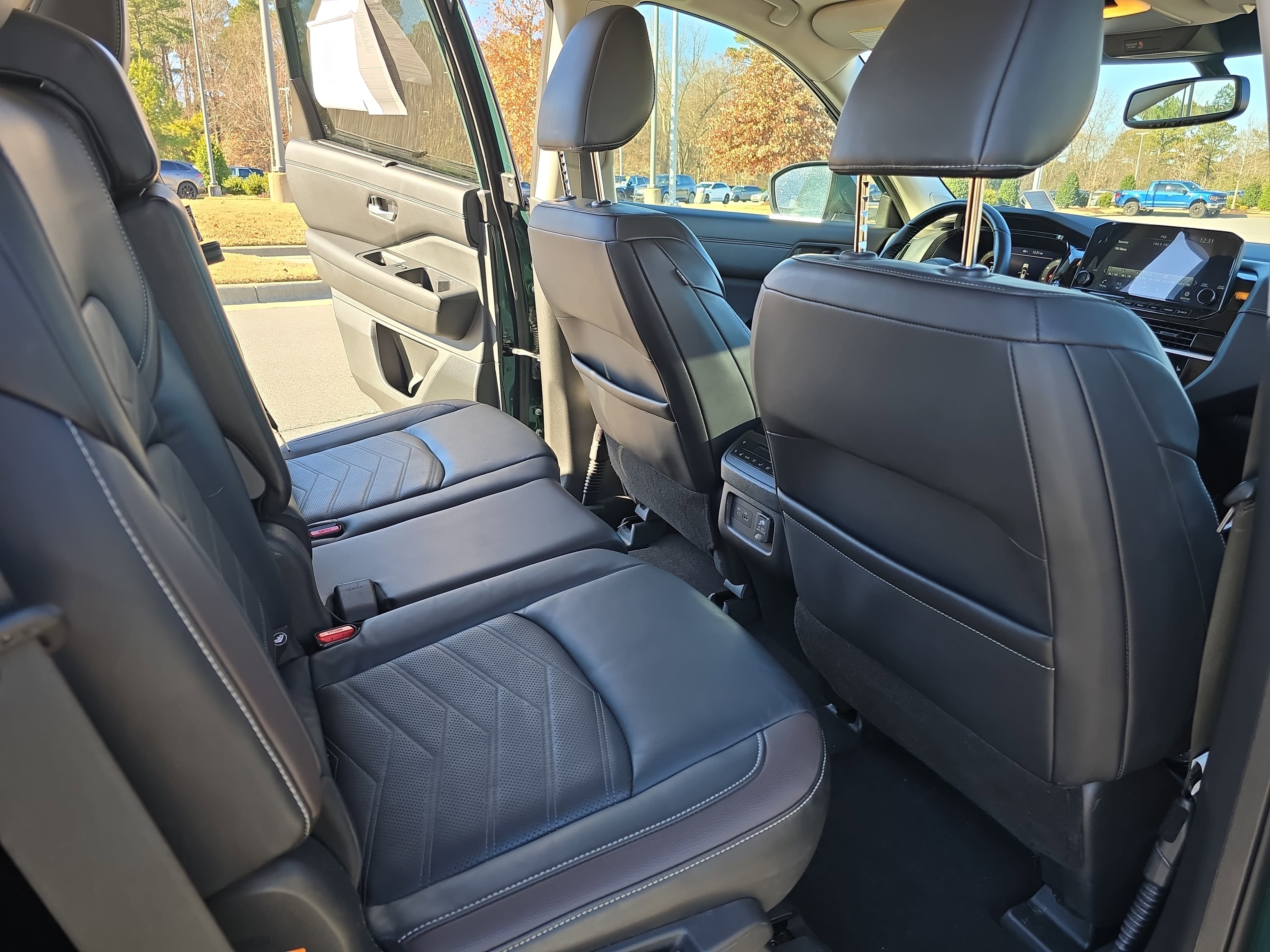 2022 Nissan Pathfinder Platinum