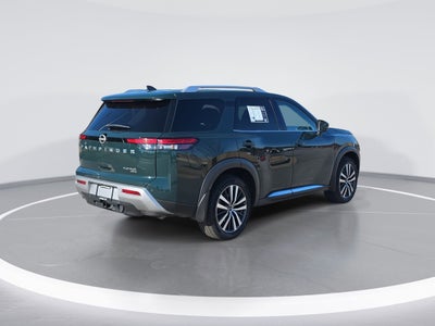 2022 Nissan Pathfinder Platinum