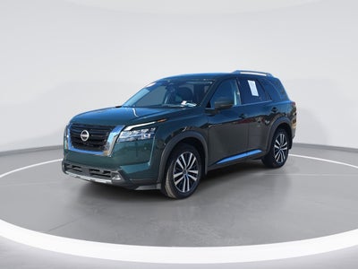 2022 Nissan Pathfinder Platinum