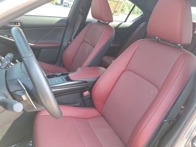 2025 Lexus IS IS 350 F SPORT Design